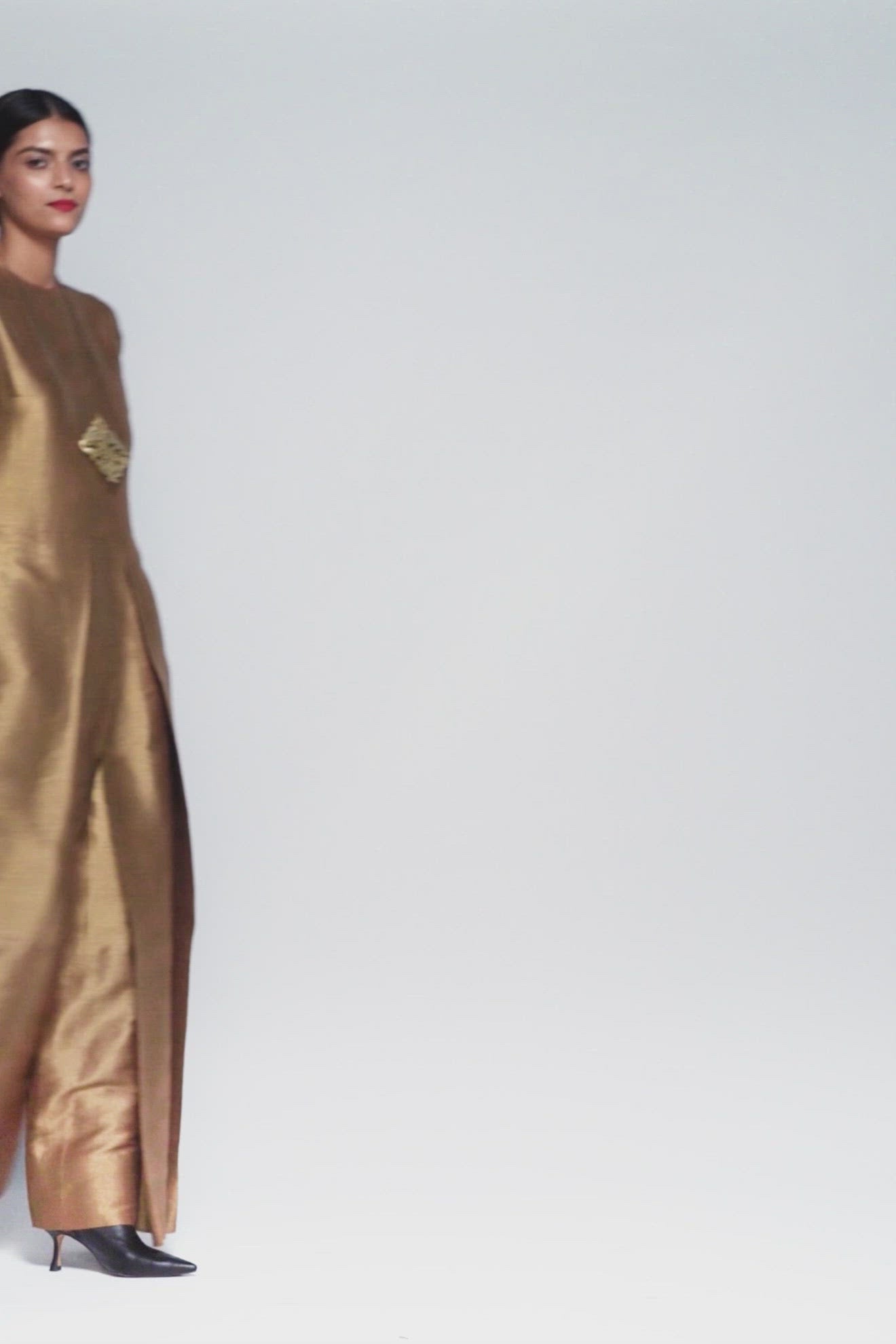 Handwoven Silk Brocade Jumpsuit – PAYAL KHANDWALA™