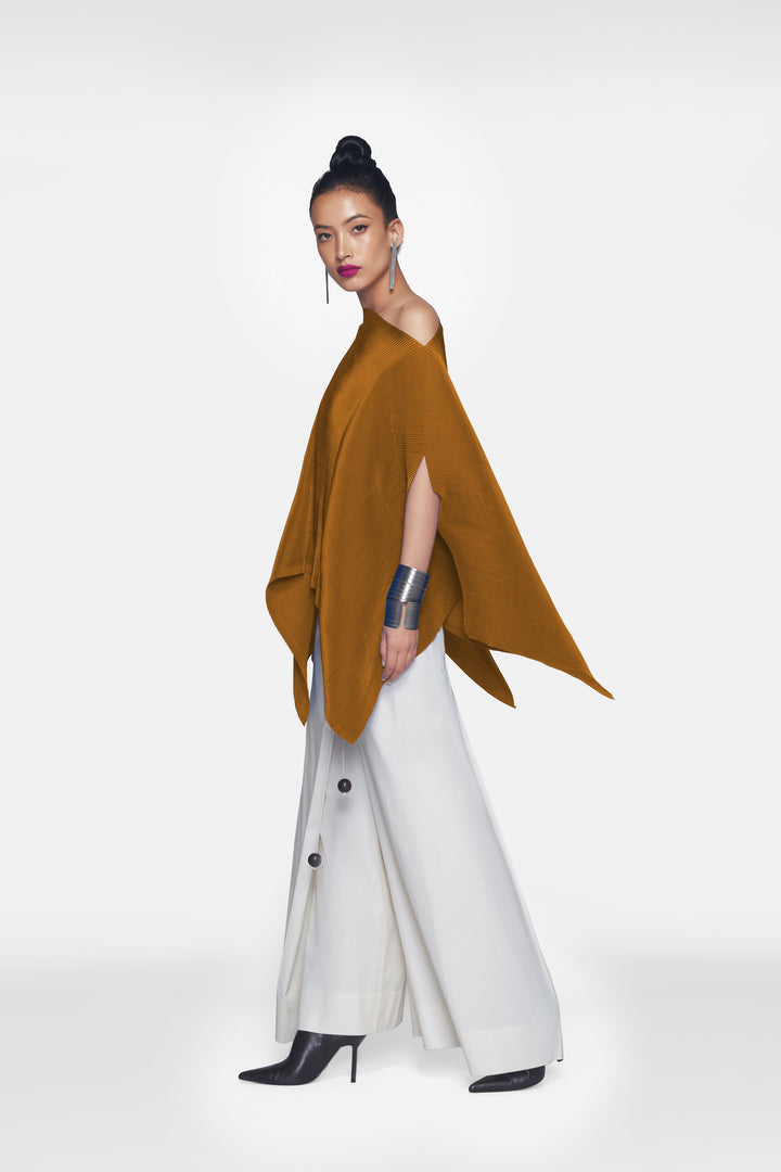 Pleated Short Poncho