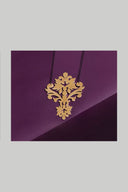 The Yumi Neckpiece