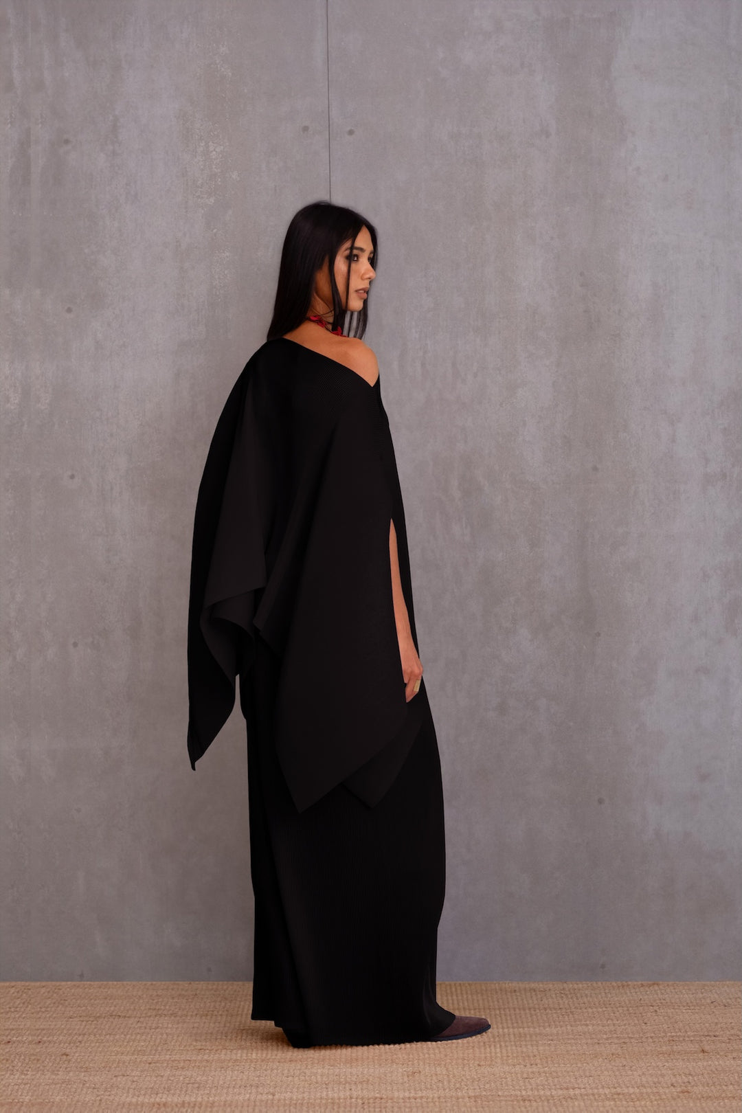 Pleated Short Poncho
