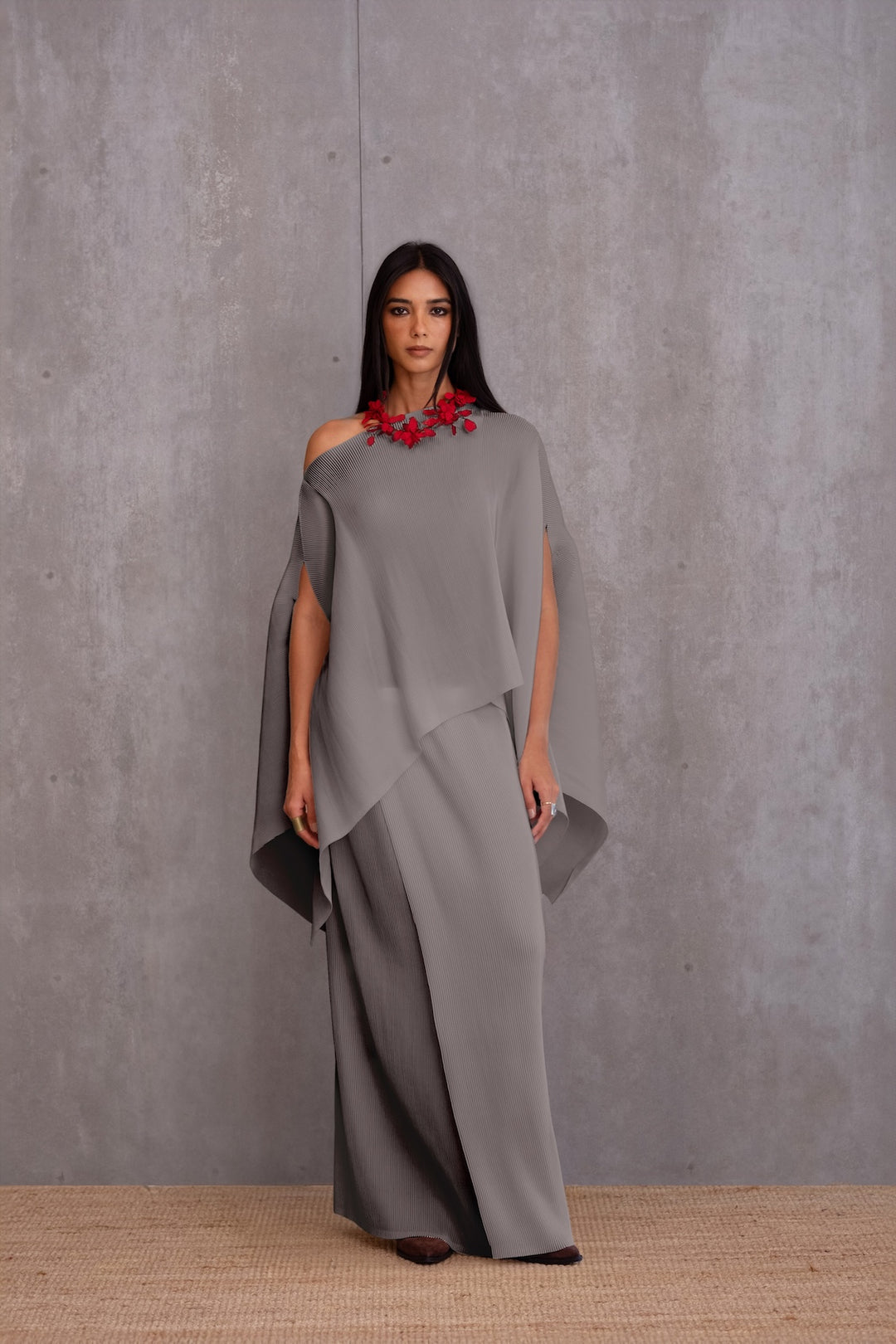 Pleated Short Poncho