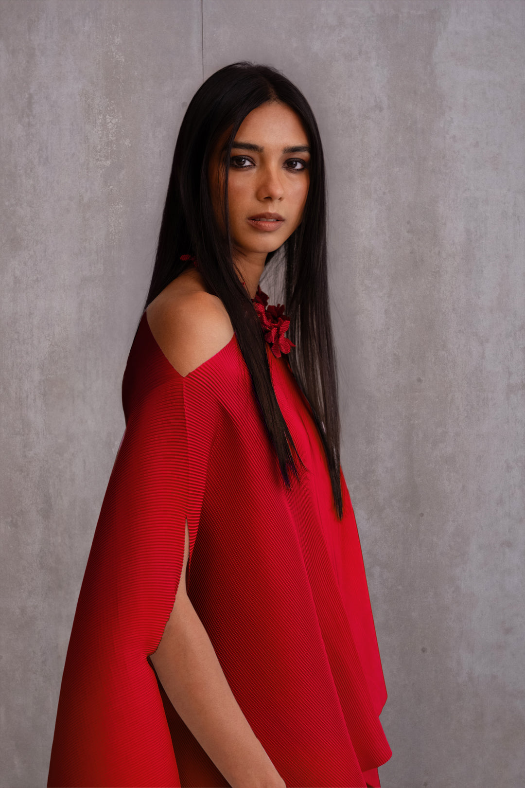 Pleated Short Poncho