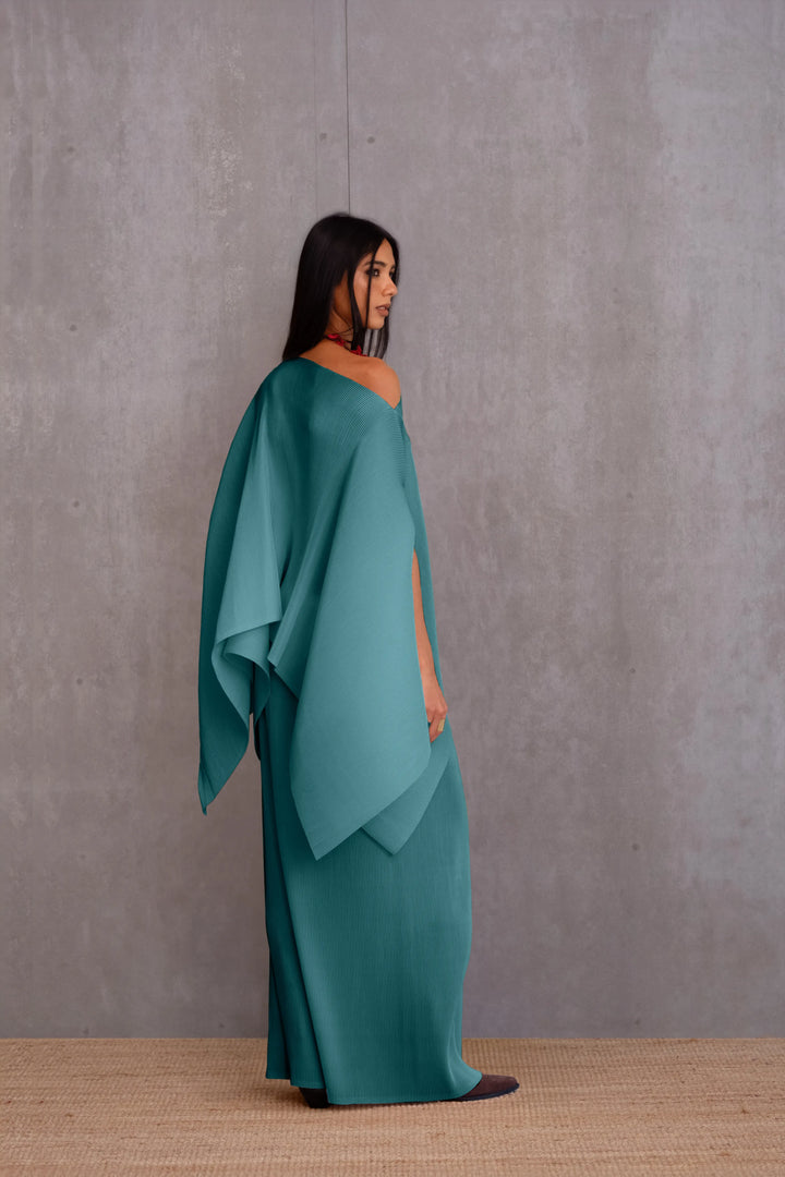 Pleated Short Poncho