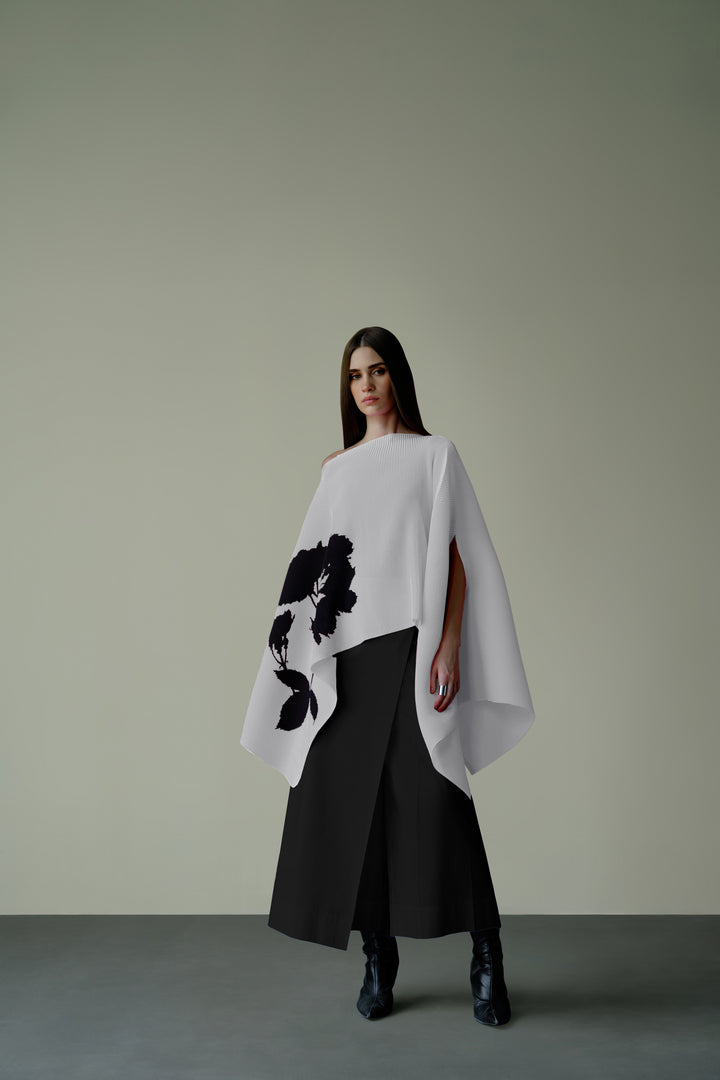 Pleated Short Poncho