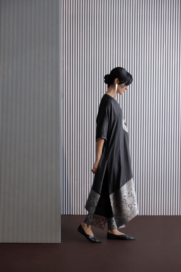 Silk Kurta Set With Brocade Detail