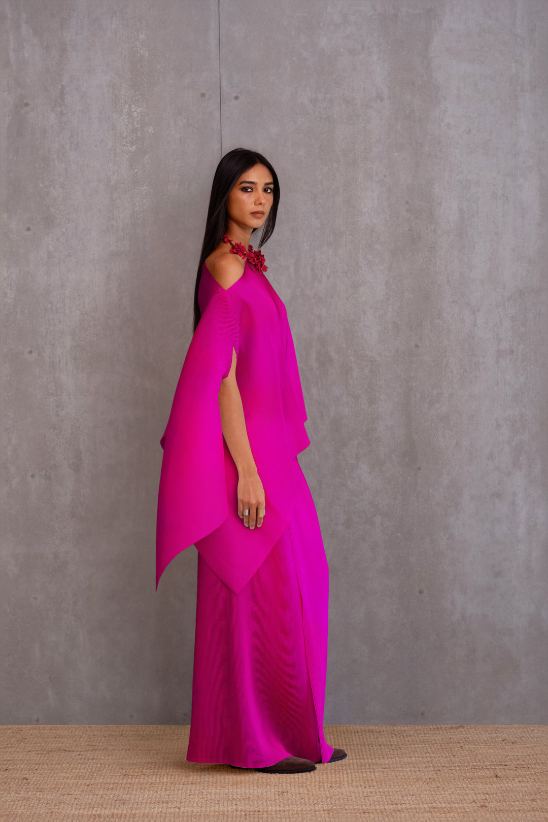 Pleated Short Poncho