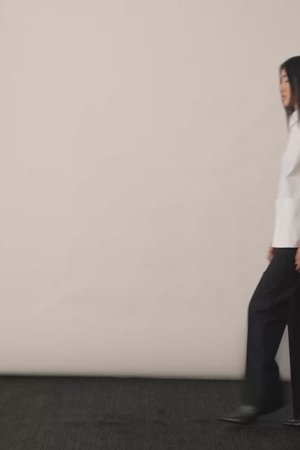 A poplin straight-fit trouser with pockets – PAYAL KHANDWALA