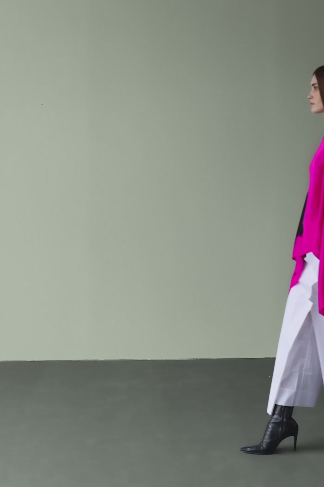 Pleated Short Poncho
