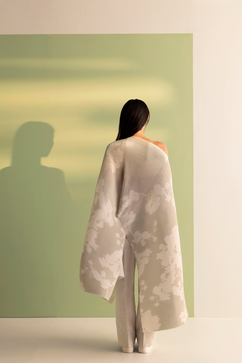 Pleated Long Poncho